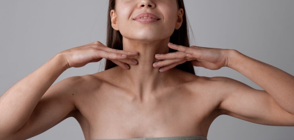 Tudo sobre papada: tipos, causas e tratamentos no Grupo Paula Chicralla | Grupo Paula Chicralla papada